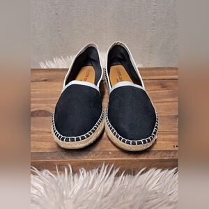 Andre Assous Canvas Espadrilles Size 11